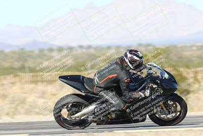 media/Dec-04-2025-Racers Edge (Thu) [[5ebc9f124d]]/3-B Group/5-Session 2 Turn 2 inside Speed Pans/